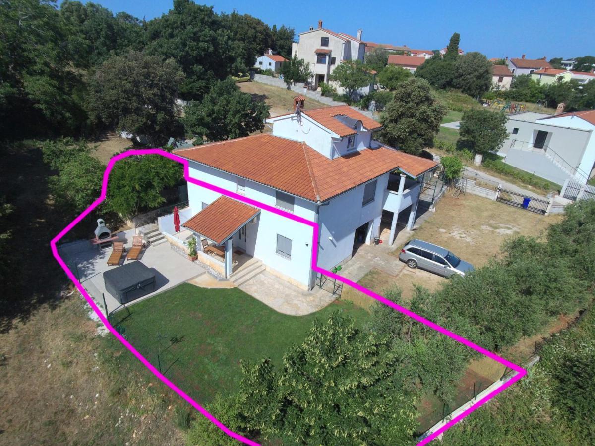 Appartamento Viridis Pola Esterno foto